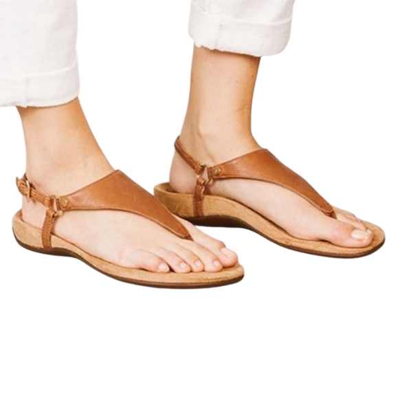 Vionic Shoes - Vionic Kirra Women Brown Leather Thong Sandals Size 7